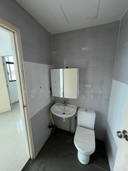 Servis Apartment untuk Dijual di Vista Alam - Noor Zalifa Binti Zakaria - Bathroom - PropertyGuru.com.my
