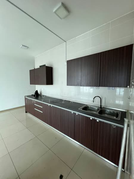 Servis Apartment untuk Dijual di Vista Alam - Noor Zalifa Binti Zakaria - Kitchen - PropertyGuru.com.my
