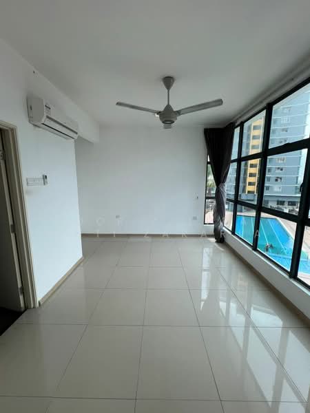 Servis Apartment untuk Dijual di Vista Alam - Noor Zalifa Binti Zakaria - Living Room - PropertyGuru.com.my