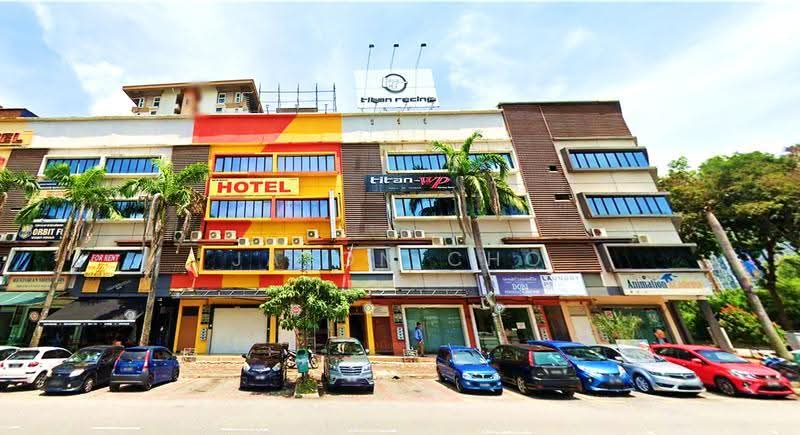 Shop for Sale in SUITABLE FOR OFFICE USE, MAIN ROAD FRONTAGE (Shah Alam) - Jason Cho - PropertyGuru.com.my