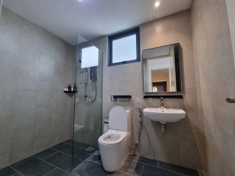 Kediaman Servis untuk Disewa di East Parc @ Manjalara - Annie Ng - Bathroom - PropertyGuru.com.my