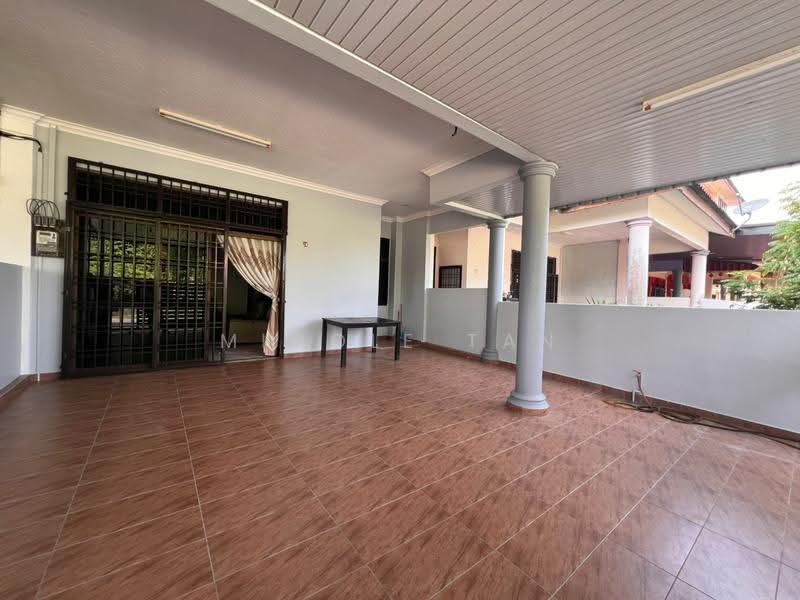 Rumah Teres 2-Tingkat untuk Disewa di Taman Beting, Bakariah/ Salleh (Muar) - Micole Tan - PropertyGuru.com.my