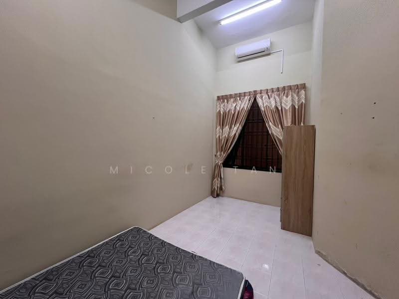Rumah Teres 2-Tingkat untuk Disewa di Taman Beting, Bakariah/ Salleh (Muar) - Micole Tan - PropertyGuru.com.my