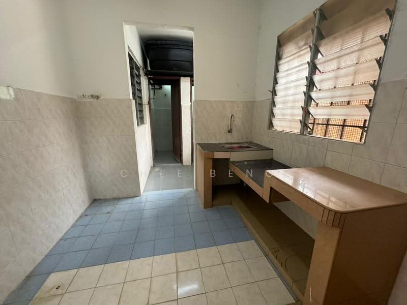Rumah Flat untuk Dijual di Putri Laksamana - Chee Beng Ong - PropertyGuru.com.my
