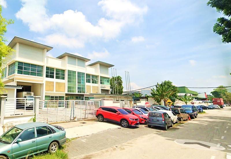 Kilang Berkembar untuk Dijual di LAND AREA 16,000SF, TENANTED, MATURED AREA (Puncak Alam) - Jason Cho - PropertyGuru.com.my