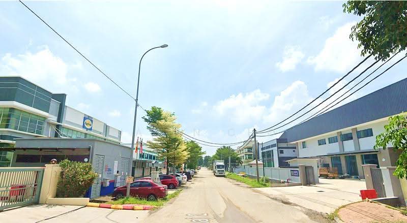 Kilang Berkembar untuk Dijual di LAND AREA 16,000SF, TENANTED, MATURED AREA (Puncak Alam) - Jason Cho - PropertyGuru.com.my