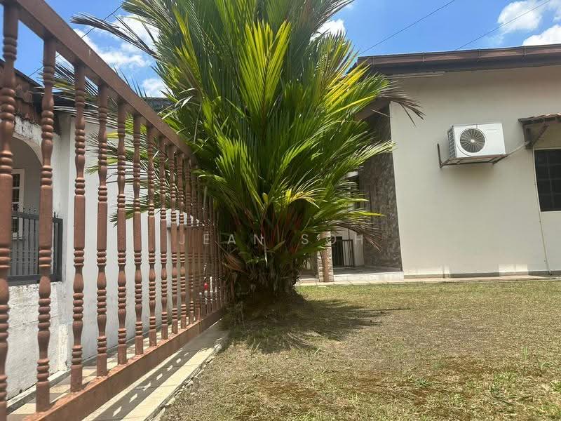 Semi-Detached House for Sale in klang taman bukit (Klang) - Jean Soh - PropertyGuru.com.my