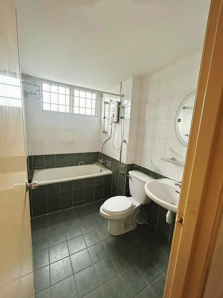 Condominium for Sale at Prima Duta - Cyrus Ong - Bathroom - PropertyGuru.com.my