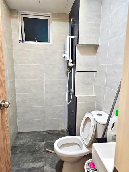 Condominium for Rent at QuayWest Residence - Gan Chun Kai - PropertyGuru.com.my