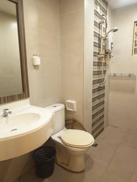 Kondominium untuk Disewa di Hijauan Puteri Condominium - Jeffrey Yap - Bathroom - PropertyGuru.com.my