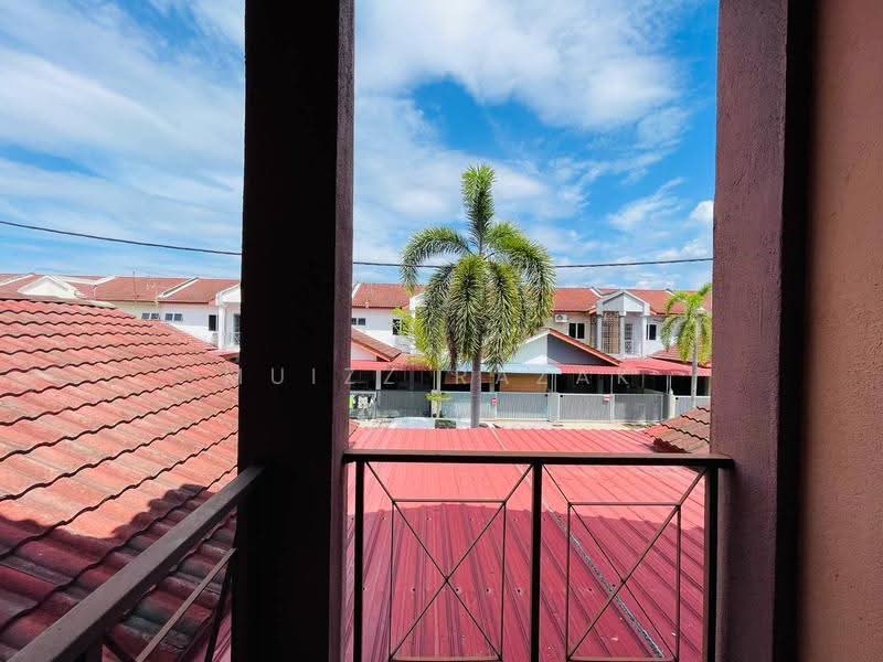 1.5-storey Terraced House for Sale in Taman Jaya (Teluk Intan) - Muizz Razak - PropertyGuru.com.my