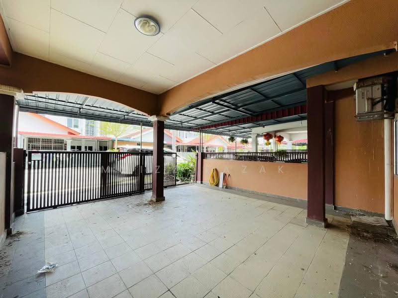 1.5-storey Terraced House for Sale in Taman Jaya (Teluk Intan) - Muizz Razak - PropertyGuru.com.my