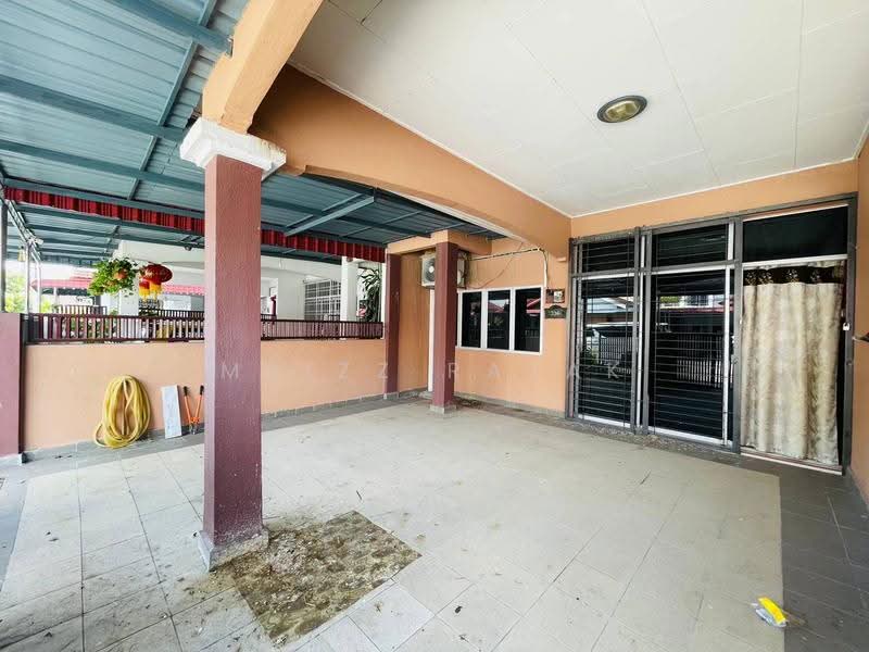 1.5-storey Terraced House for Sale in Taman Jaya (Teluk Intan) - Muizz Razak - PropertyGuru.com.my