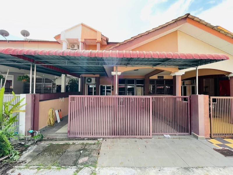1.5-storey Terraced House for Sale in Taman Jaya (Teluk Intan) - Muizz Razak - PropertyGuru.com.my