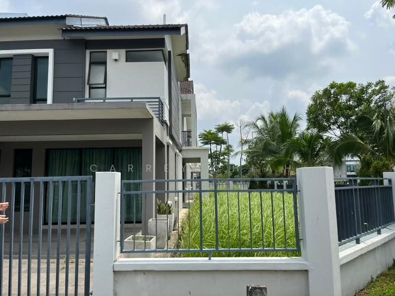 2-storey Terraced House for Sale in Lake Side Residences (Puchong) - Carrey Chiah - PropertyGuru.com.my