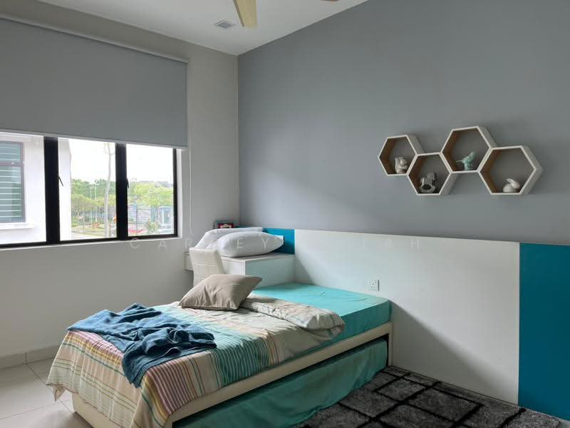 2-storey Terraced House for Sale in Lake Side Residences (Puchong) - Carrey Chiah - PropertyGuru.com.my