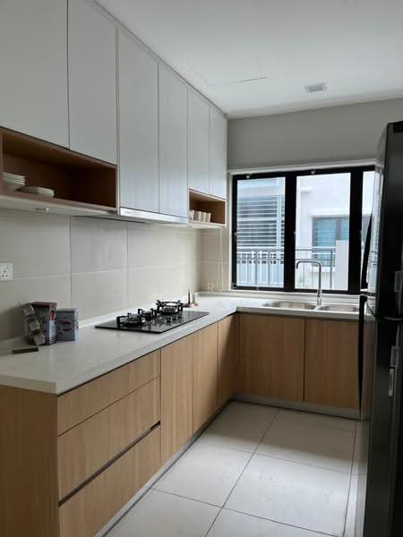2-storey Terraced House for Sale in Lake Side Residences (Puchong) - Carrey Chiah - PropertyGuru.com.my