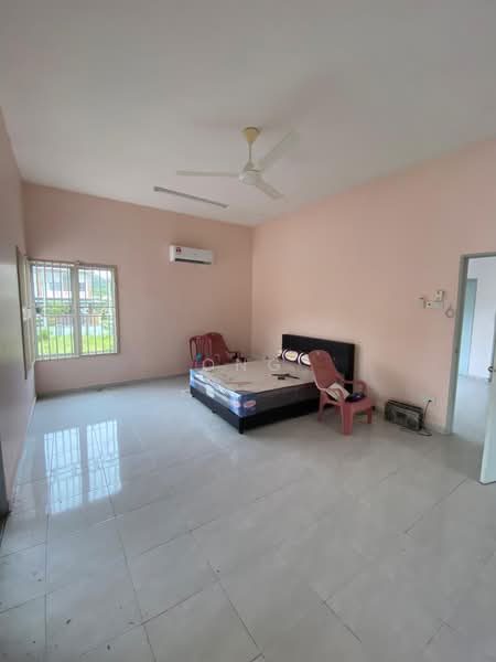 Bungalow House for Sale in Sri Penaga, Ampangan, Senawang, Lake Garden (Seremban) - Ong Jia Hui - PropertyGuru.com.my
