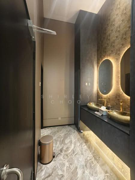 Semi-D Factory for Rent in Glenmarie (Selangor) - Jane Jia - Bathroom - PropertyGuru.com.my