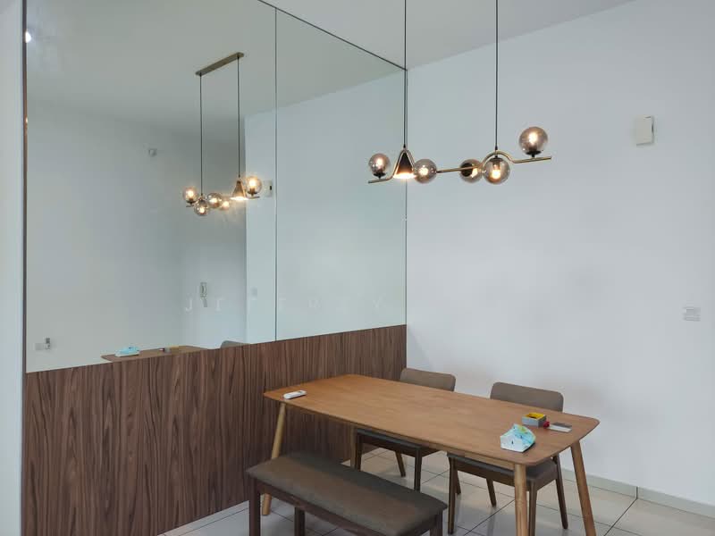 Servis Apartment untuk Disewa di The Cruise Residence - Jeffrey Yap - Dining Room - PropertyGuru.com.my