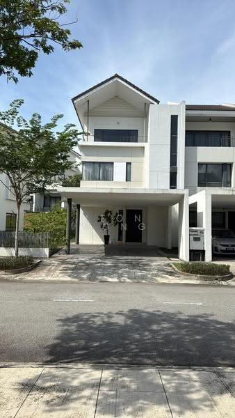 3-storey Terraced House for Sale in Tamansari (Rawang) - LEON WONG - PropertyGuru.com.my