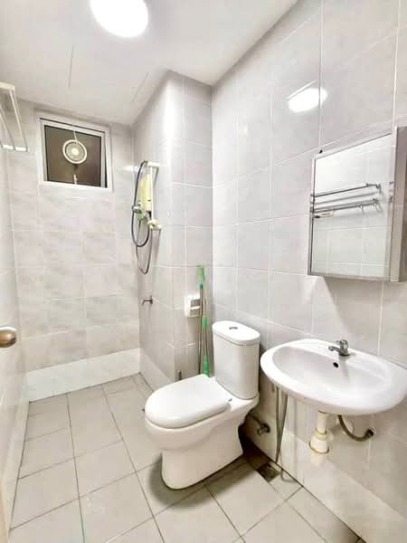 Condominium for Rent at i-Santorini - Gan Chun Kai - Bathroom - PropertyGuru.com.my