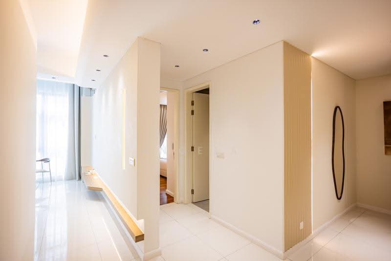 Service Residence for Sale at Tribeca - Angela Lee - Corridor - PropertyGuru.com.my