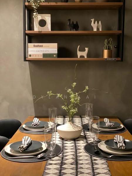 Kediaman Servis untuk Dijual di The Vybe - Dylan Lai - Dining Room - PropertyGuru.com.my