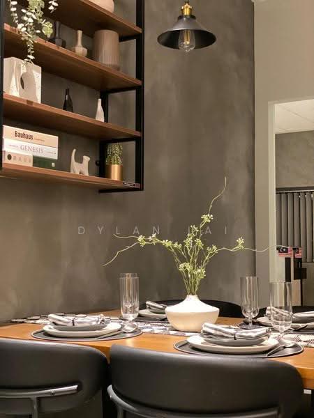 Kediaman Servis untuk Dijual di The Vybe - Dylan Lai - Dining Room - PropertyGuru.com.my
