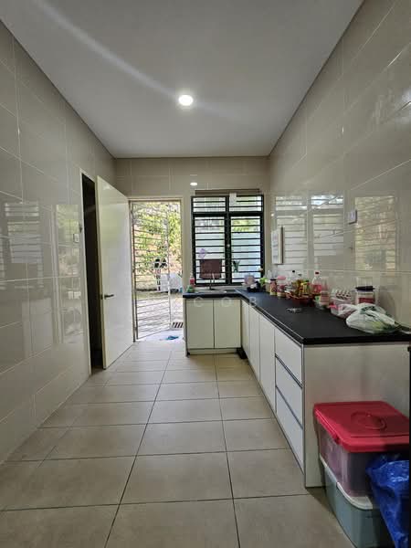 2-storey Terraced House for Rent in Kota Warisan (Sepang) - Jacob Simmon - Kitchen - PropertyGuru.com.my