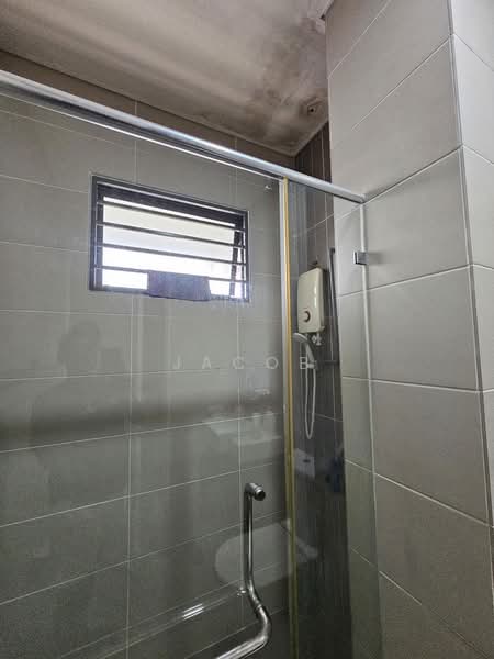 2-storey Terraced House for Rent in Kota Warisan (Sepang) - Jacob Simmon - Bathroom - PropertyGuru.com.my