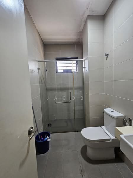 2-storey Terraced House for Rent in Kota Warisan (Sepang) - Jacob Simmon - Bathroom - PropertyGuru.com.my