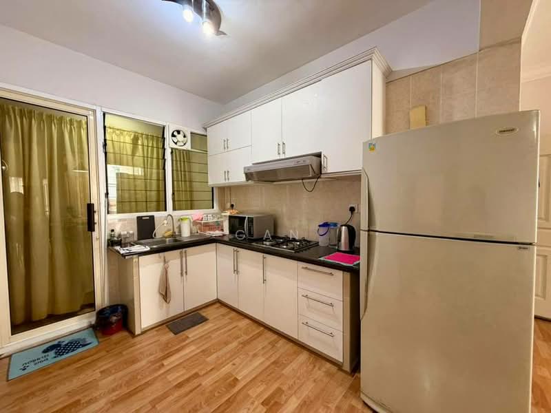 Condominium for Rent at Gurney Park Condominium - Gan Chun Kai - Kitchen - PropertyGuru.com.my