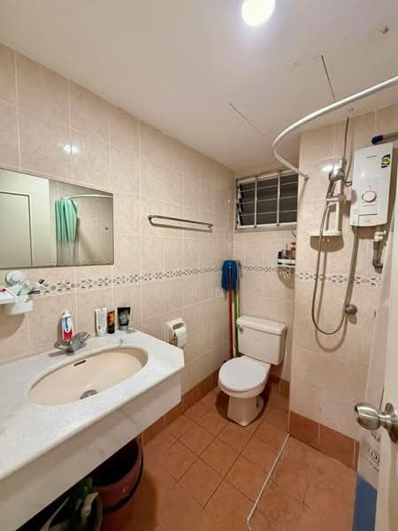 Condominium for Rent at Gurney Park Condominium - Gan Chun Kai - PropertyGuru.com.my