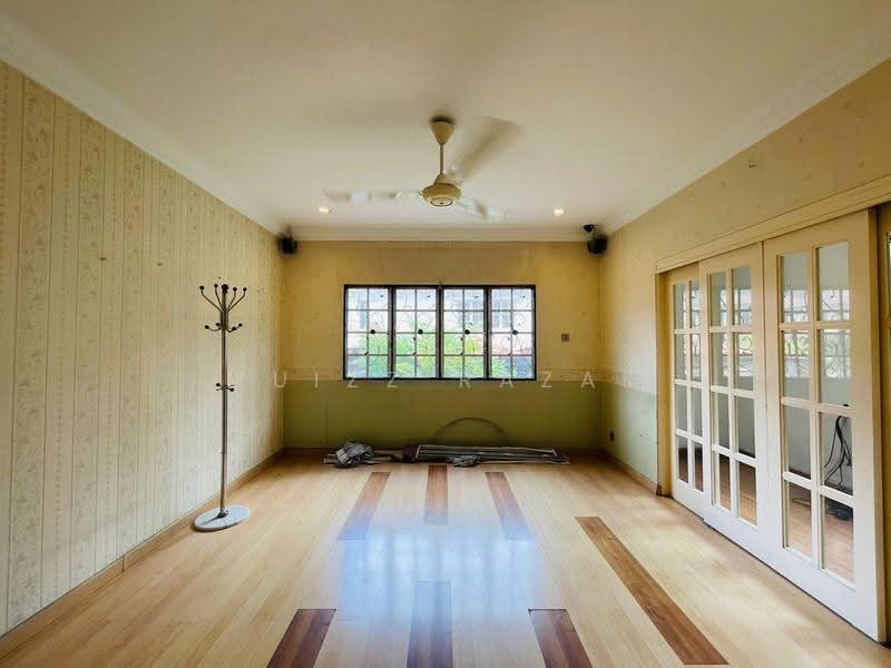 Rumah Berkembar untuk Dijual di Seksyen 7 (Shah Alam) - Muizz Razak - PropertyGuru.com.my