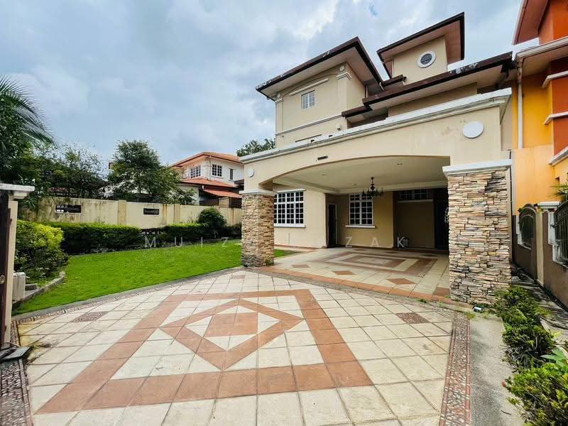 Rumah Berkembar untuk Dijual di Seksyen 7 (Shah Alam) - Muizz Razak - PropertyGuru.com.my