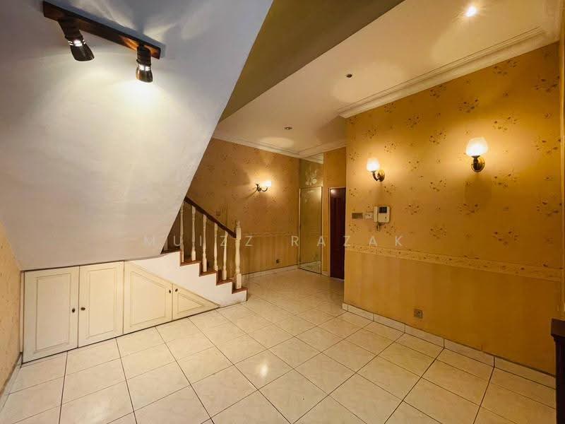 Rumah Berkembar untuk Dijual di Seksyen 7 (Shah Alam) - Muizz Razak - PropertyGuru.com.my