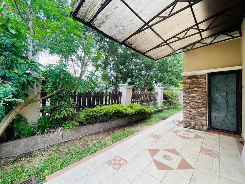 Rumah Berkembar untuk Dijual di Seksyen 7 (Shah Alam) - Muizz Razak - PropertyGuru.com.my