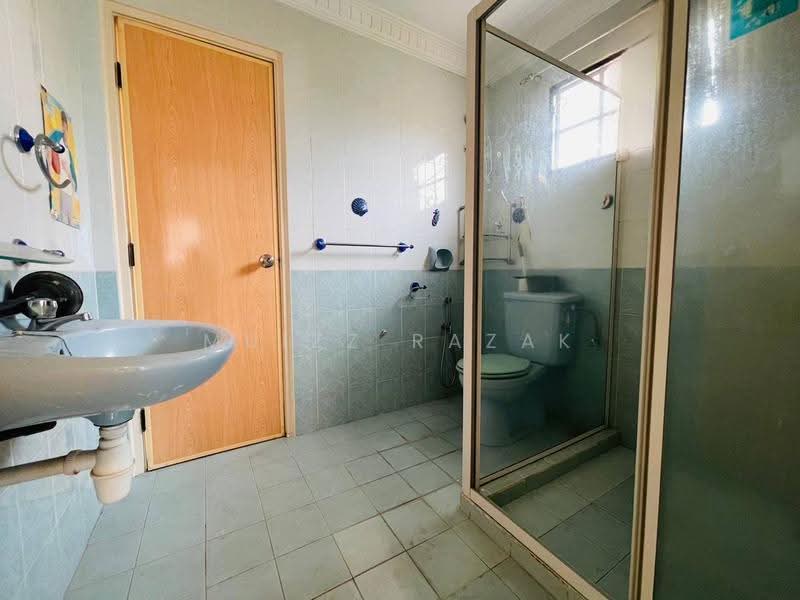 Rumah Berkembar untuk Dijual di Seksyen 7 (Shah Alam) - Muizz Razak - PropertyGuru.com.my