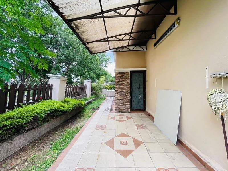 Rumah Berkembar untuk Dijual di Seksyen 7 (Shah Alam) - Muizz Razak - PropertyGuru.com.my