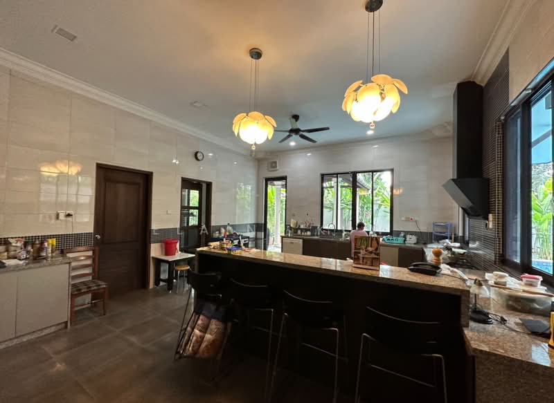 Rumah Banglo untuk Dijual di Saujana (Selangor) - Elaine Kow - PropertyGuru.com.my