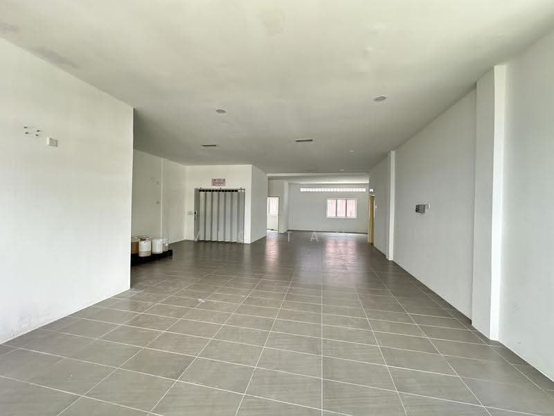 Kilang Berkembar untuk Disewa di Nilai (Negeri Sembilan) - Vic Tan - Interior - PropertyGuru.com.my