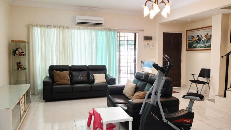 2-storey Terraced House for Sale in Puchong Puncak Kinrara Double Storey Gated Guard (Puchong) - Vanny Lum - Living Room - PropertyGuru.com.my