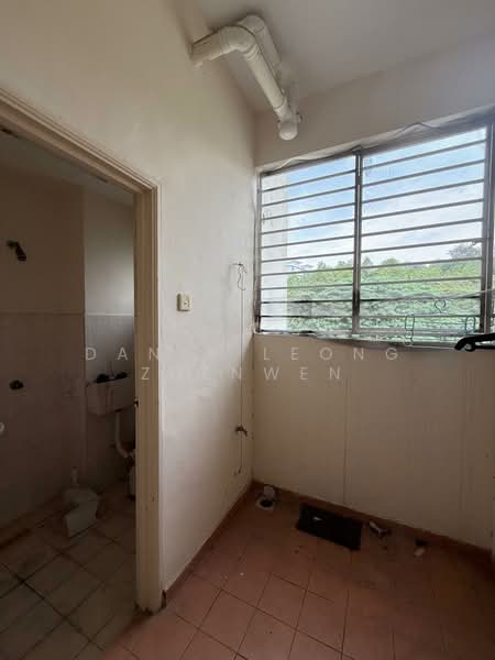 Condominium for Sale at Casa Suria - Dante Leong Zhenwen - Bathroom - PropertyGuru.com.my