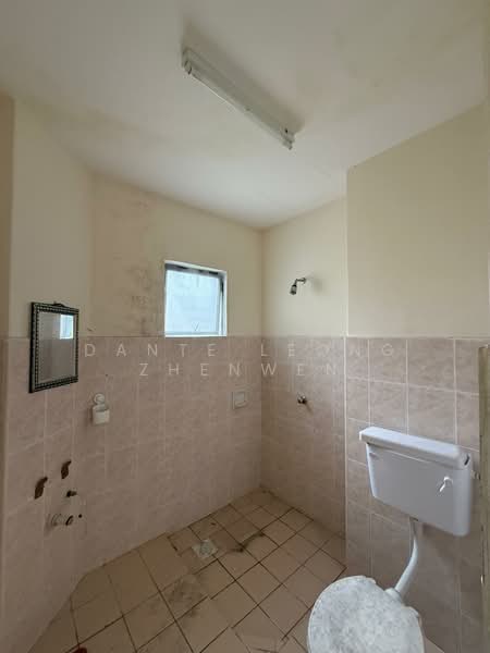 Condominium for Sale at Casa Suria - Dante Leong Zhenwen - Bathroom - PropertyGuru.com.my