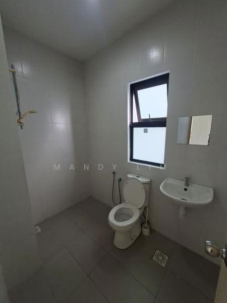 Kondominium untuk Dijual di Serin Residency - Mandy Lim - Bathroom - PropertyGuru.com.my