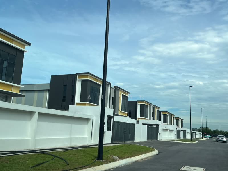 Kilang untuk Disewa di Bandar Puncak Alam (Puncak Alam) - Sam Tan - PropertyGuru.com.my