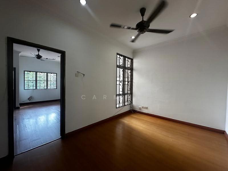 Rumah Teres 2-Tingkat untuk Dijual di Usj 22 (Subang Jaya) - Carmen Lee - PropertyGuru.com.my