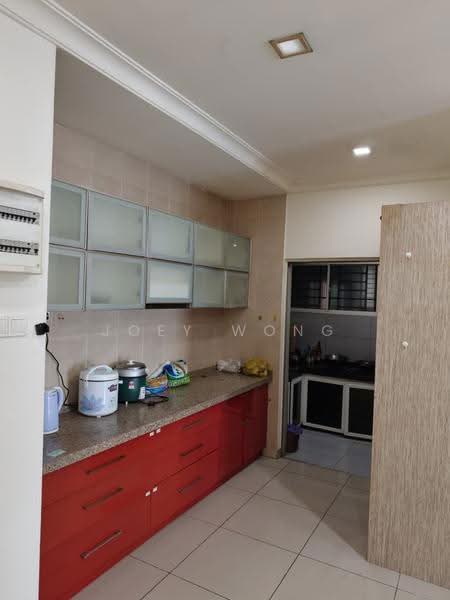 Kediaman Servis untuk Dijual di OUG Parklane - Joey Wong - Kitchen - PropertyGuru.com.my