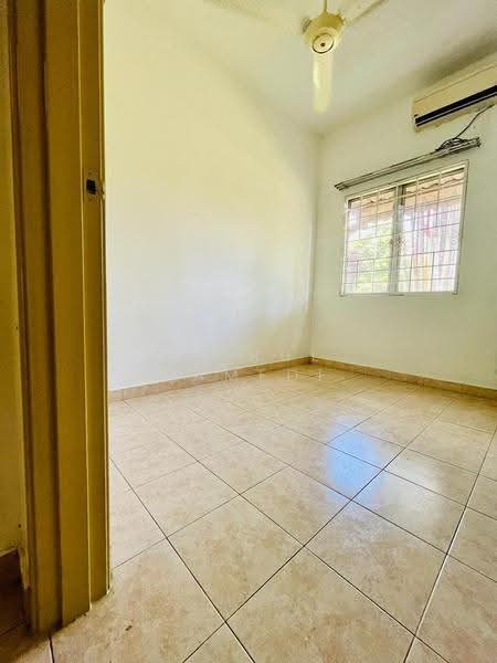 1-storey Terraced House for Sale in Bukit Jelutong (Shah Alam) - Zairul Hamedi Bin Zainal - PropertyGuru.com.my